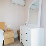 Lägenhet Chez Michele - 2 Prs - Sea View - Air Conditioning Antibes
